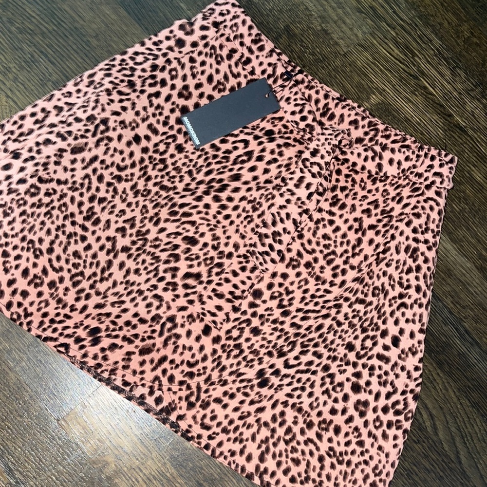belted cheetah skort